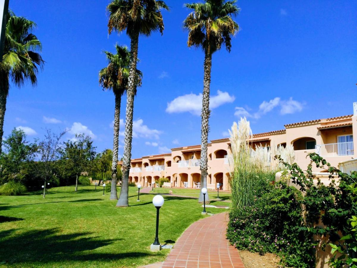 Hotel Arenas de Son Bou Exterior foto